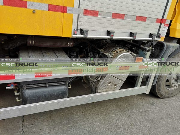 DONGFENG Tianjin High Pressure Cleaner & Sweeper Truck Gas Tank Protection