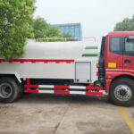 Road Sweeper Trucks Deployed for Michigan Highway Maintenance FOTON AUMAN High Pressure Road Sweeper Truck Left Body