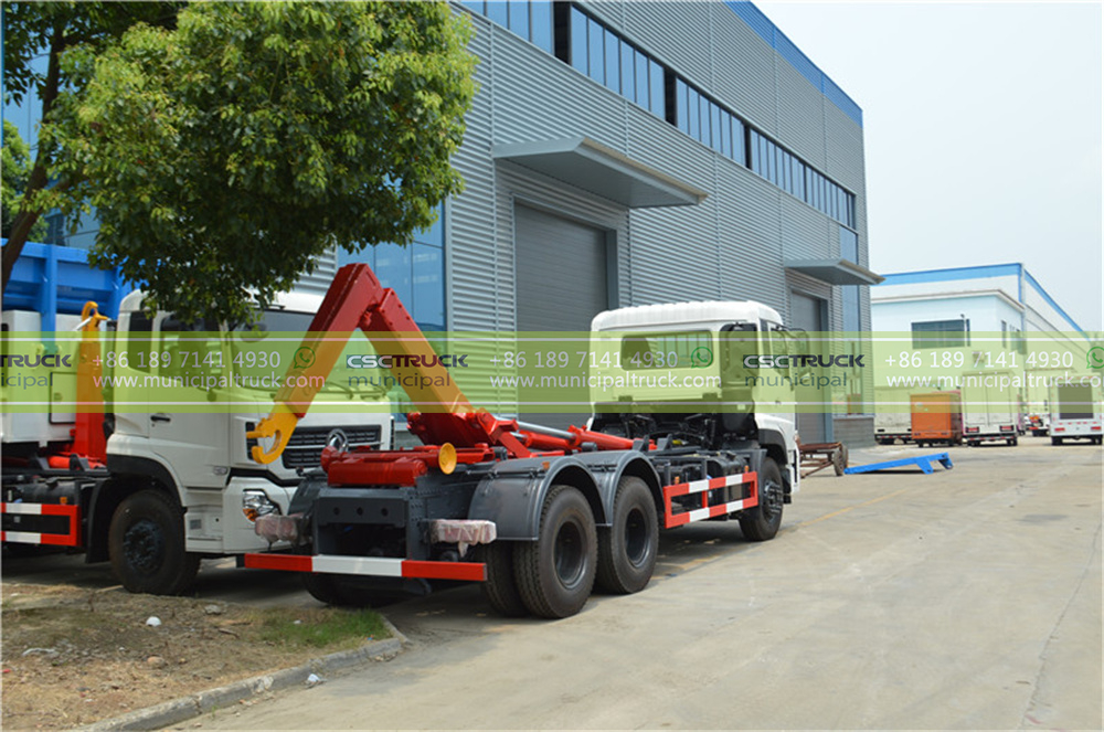 DONGFENG 16T Hook Lift Garbage Truck Working DONGFENG 16T Hook Lift Garbage Truck Working