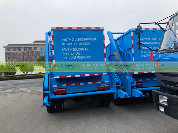 DONGFENG 4CBM Swing Arm Garbage Truck Back DONGFENG 4CBM Swing Arm Garbage Truck Back