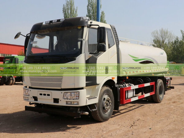 FAW 10 Ton Road Sprinkler Truck Side 2