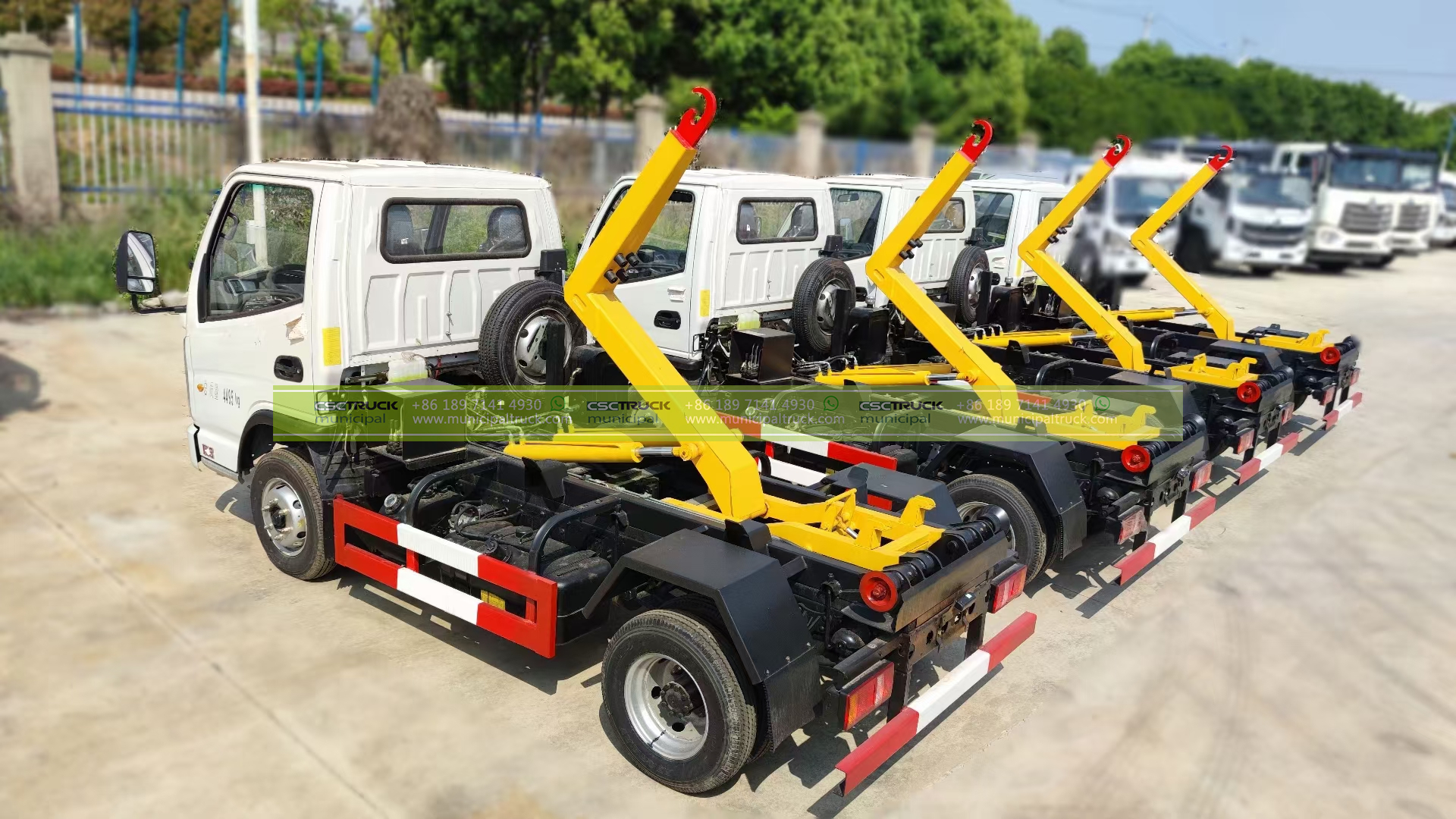 FAW 4CBM Hook Loader Garbage Truck Back FAW 4CBM Hook Loader Garbage Truck Back