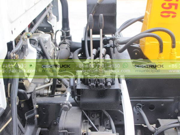 FAW 4CBM Hook Loader Garbage Truck Details