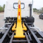 Hook Loader Garbage Trucks Shipped to Saudi Arabian Waste Project FAW 4CBM Hook Loader Garbage Truck Hook Details