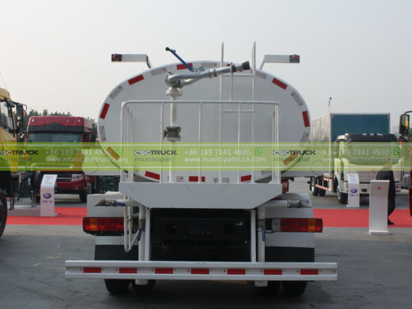 FAW 8 Ton Water Sprinkler Truck Back Details