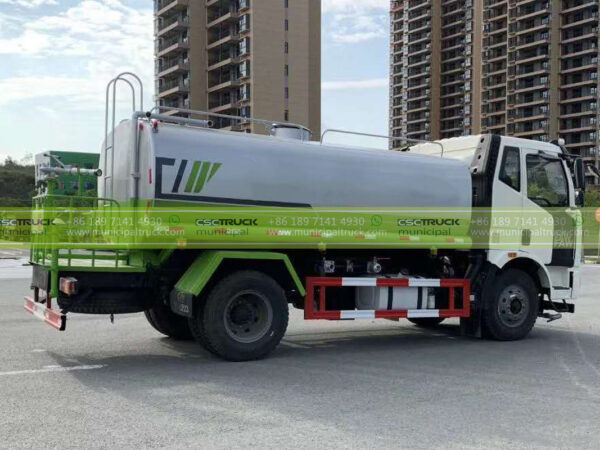 FAW High Pressure Water Bowser Truck Back