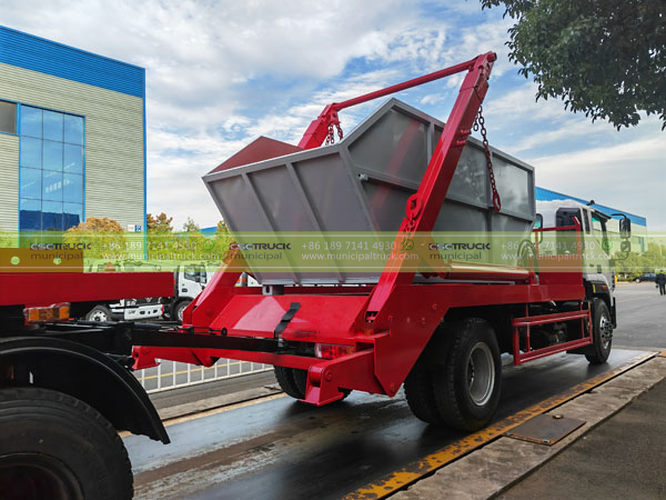 FOTON 12CBM Skip Loader Garbage Truck Working FOTON 12CBM Skip Loader Garbage Truck Working