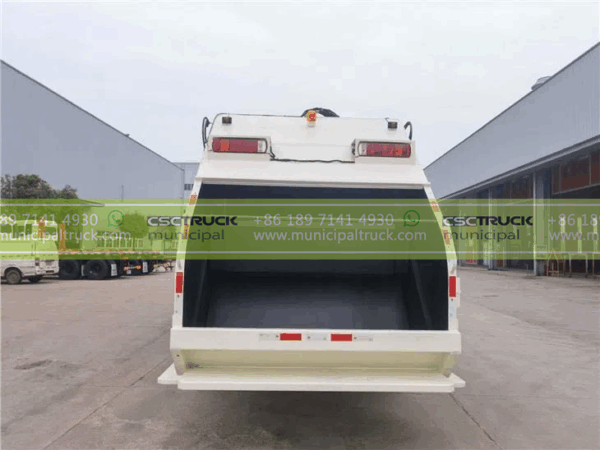 FOTON 14CBM Garbage Compressor Vehicle Back Details