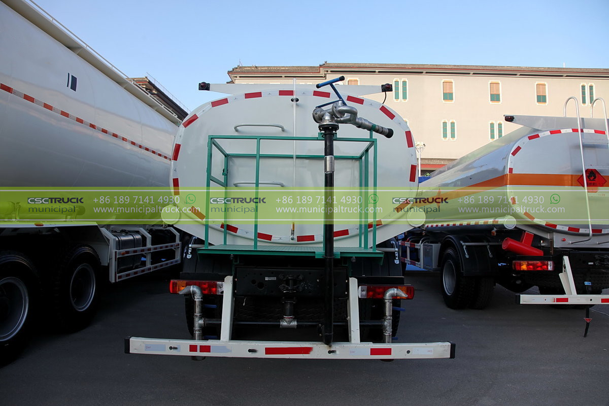 FOTON Auman 16 Ton Road Water Sprinkler Truck Back Details FOTON Auman 16 Ton Road Water Sprinkler Truck Back Details
