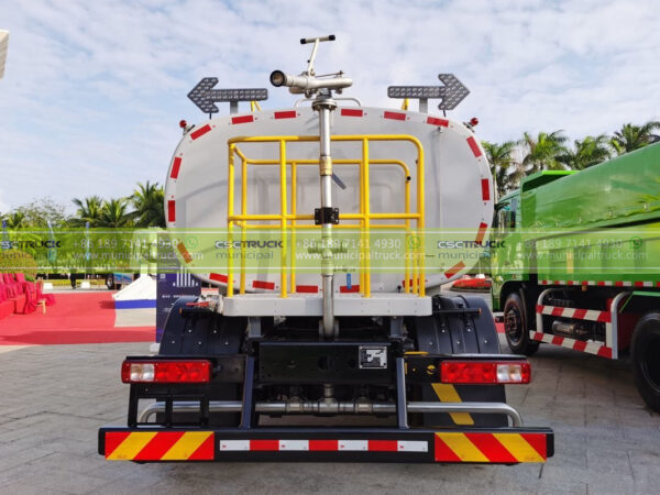 HONGYAN 10 Ton Greening Water Sprinkler Truck Back
