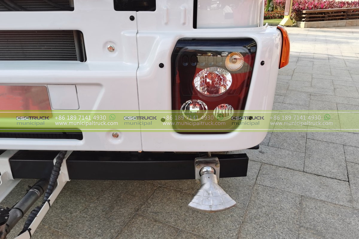 HONGYAN 10 Ton Greening Water Sprinkler Truck Light Details HONGYAN 10 Ton Greening Water Sprinkler Truck Light Details