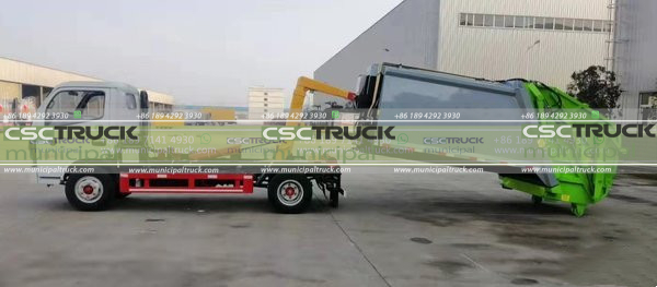 Hook Loader and Rear Loader Combined Garbage Truck Working