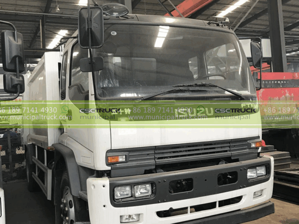 ISUZU 10CBM Rear Loader Waste Truck Head
