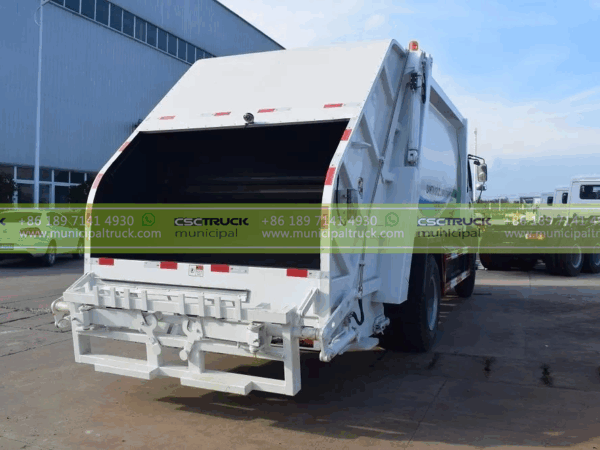 ISUZU 12CBM Rear Loader Garbage Truck Back