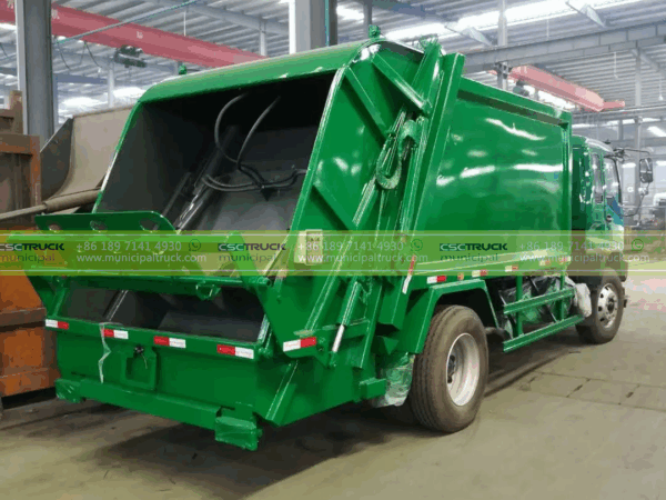ISUZU 14CBM Rear Loader Refuse Truck Back