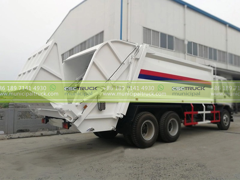 ISUZU 20CBM Rear Loader Trash Truck Working ISUZU 20CBM Rear Loader Trash Truck Working