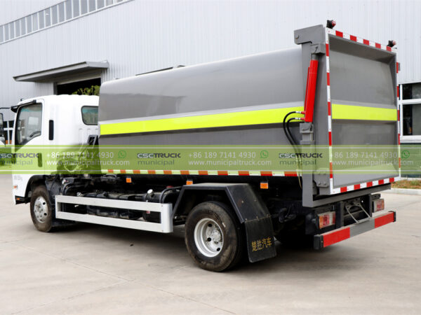 ISUZU 5CBM Side Loader Garbage Truck Back Side