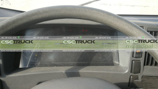 ISUZU Garbage Truck Chassis Rear Wheel