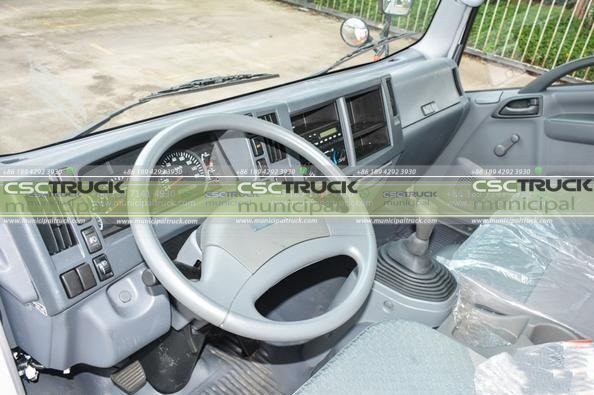 ISUZU Garbage Truck Chassis Style