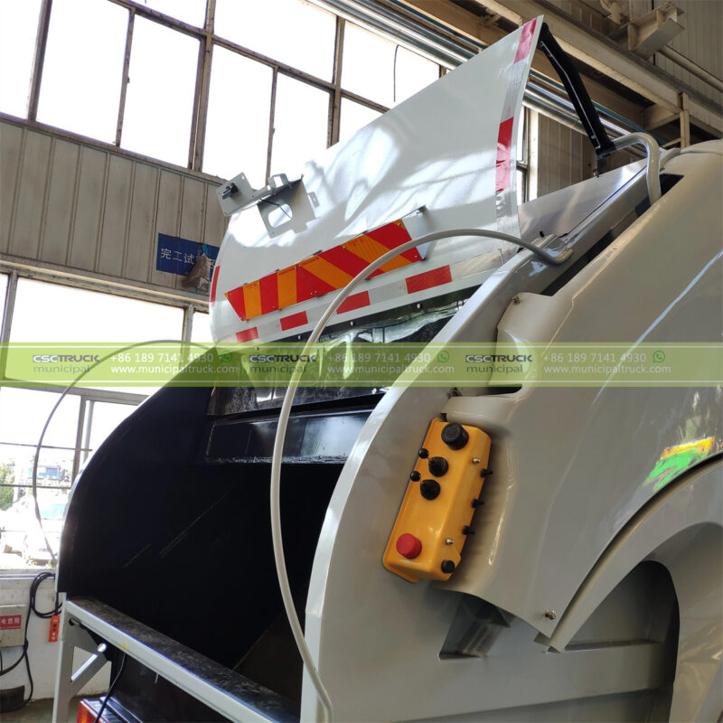 SHACMAN 12CBM Rear Loader Garbage Truck Loader Details