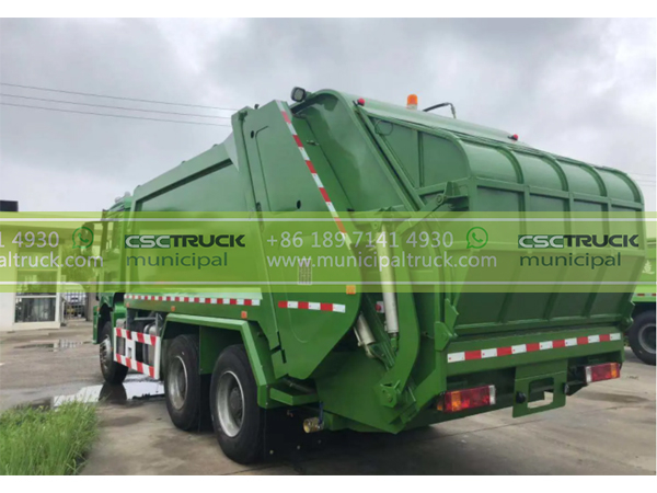 SHACMAN 20CBM Rear Loader Refuse Truck Working SHACMAN 20CBM Rear Loader Refuse Truck Working