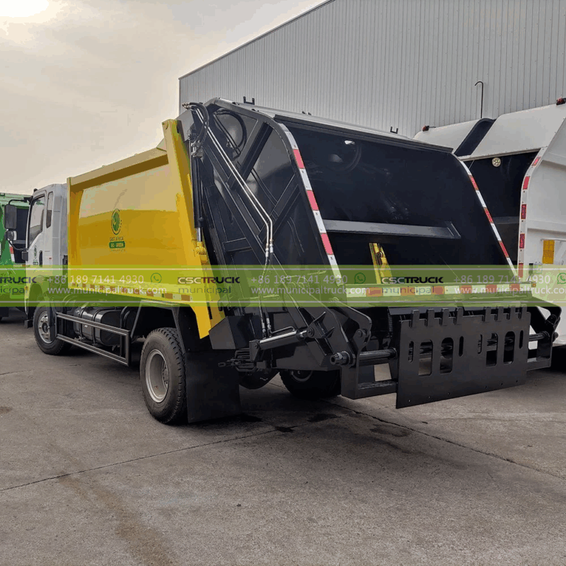 SINOTRUK 10CBM Rear Loader Waste Truck Yellow Loader