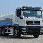 SINOTRUK 13 Ton Water Sprinkler Truck