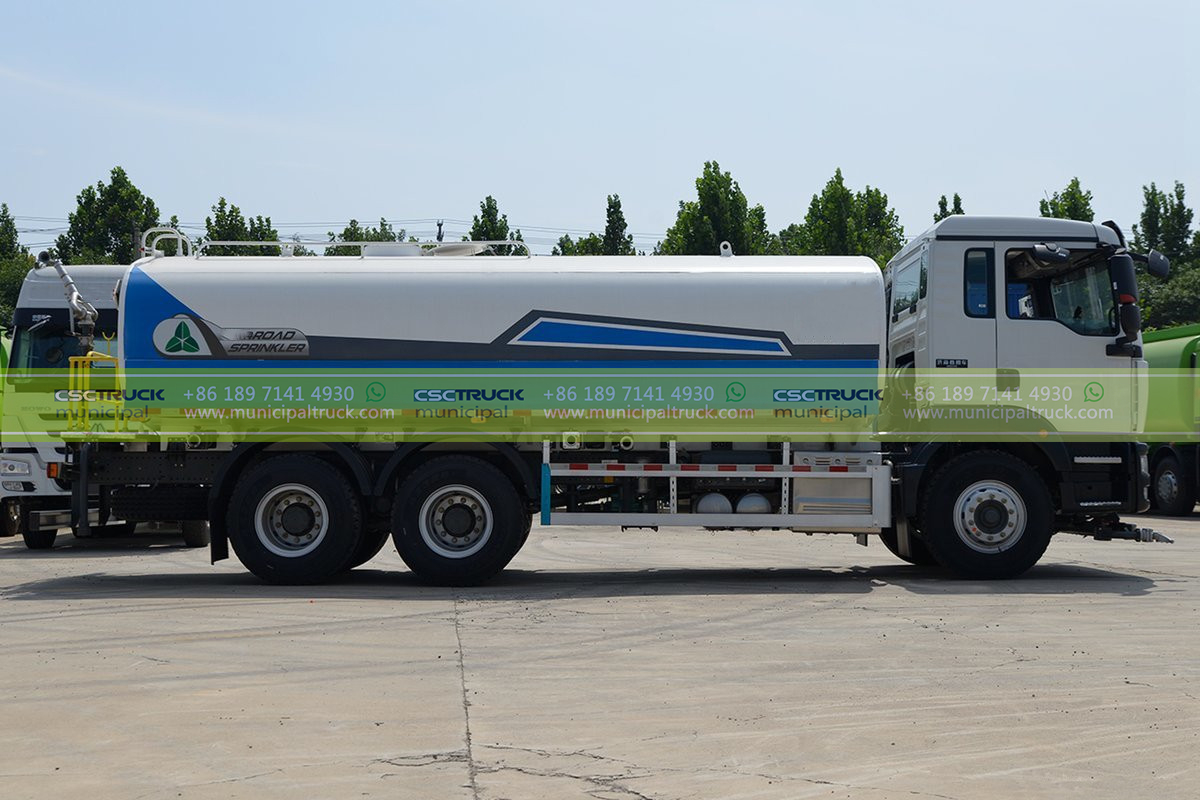 SINOTRUK 13 Ton Water Sprinkler Truck Container SINOTRUK 13 Ton Water Sprinkler Truck Container