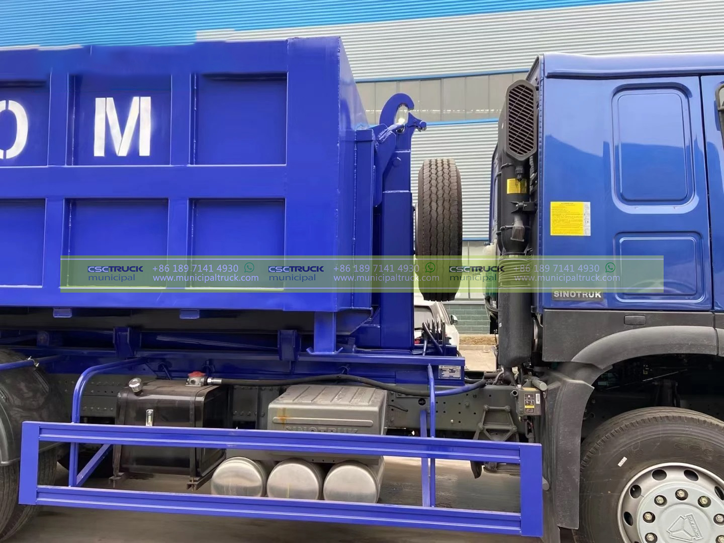 SINOTRUK 18T Hook Lift Garbage Truck Details SINOTRUK 18T Hook Lift Garbage Truck Details