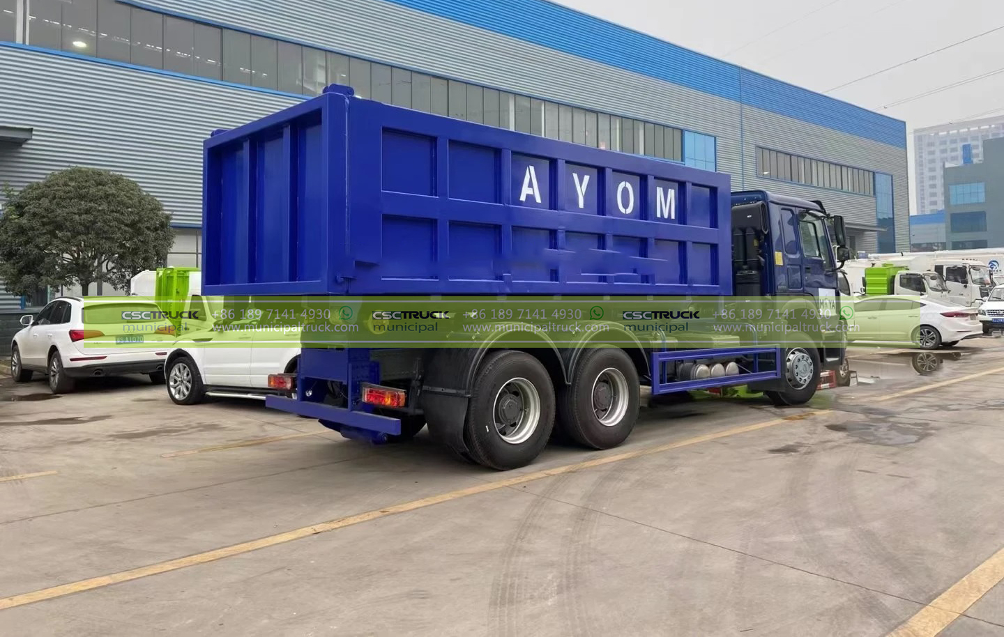 SINOTRUK 18T Hook Lift Garbage Truck Side Back SINOTRUK 18T Hook Lift Garbage Truck Side Back