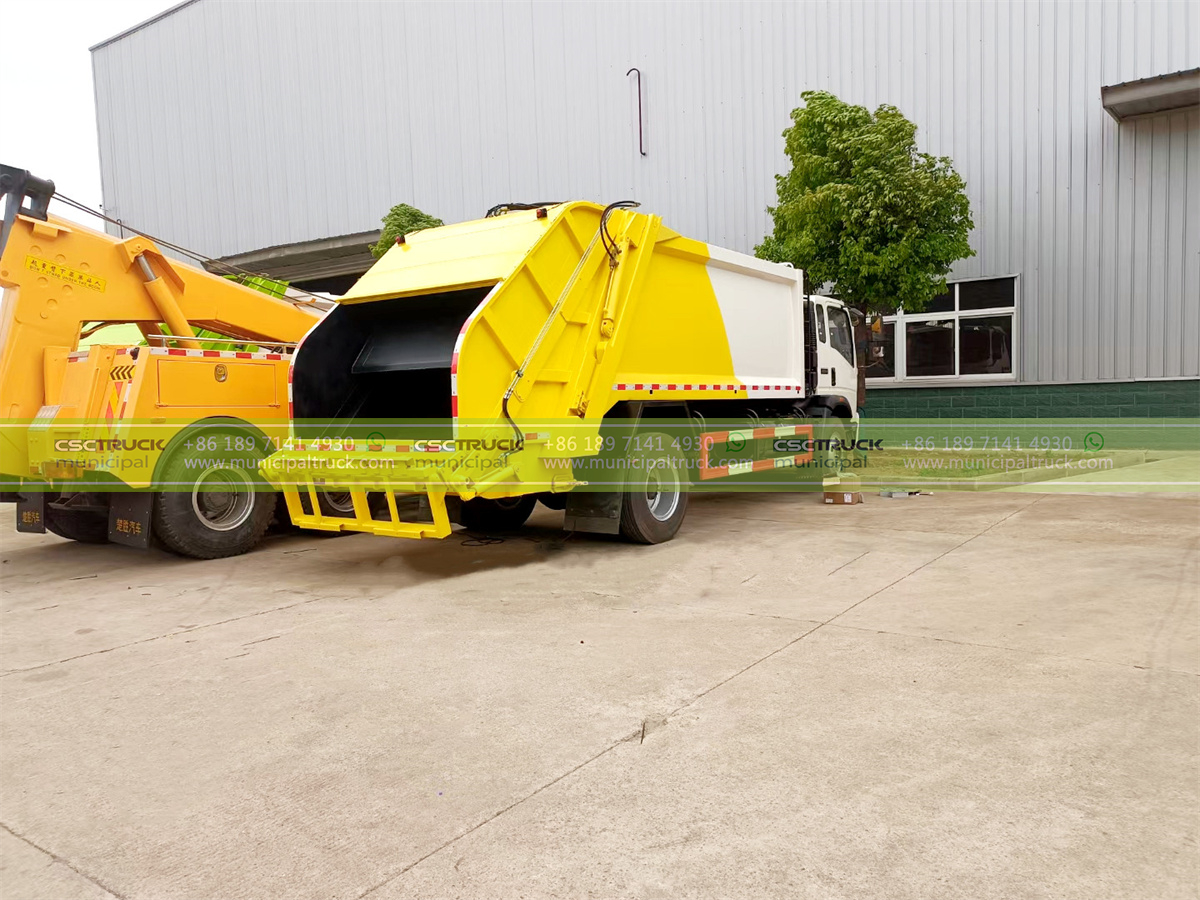 SINOTRUK 12CBM Garbage Compactor Lorry Container SINOTRUK 12CBM Garbage Compactor Lorry Container