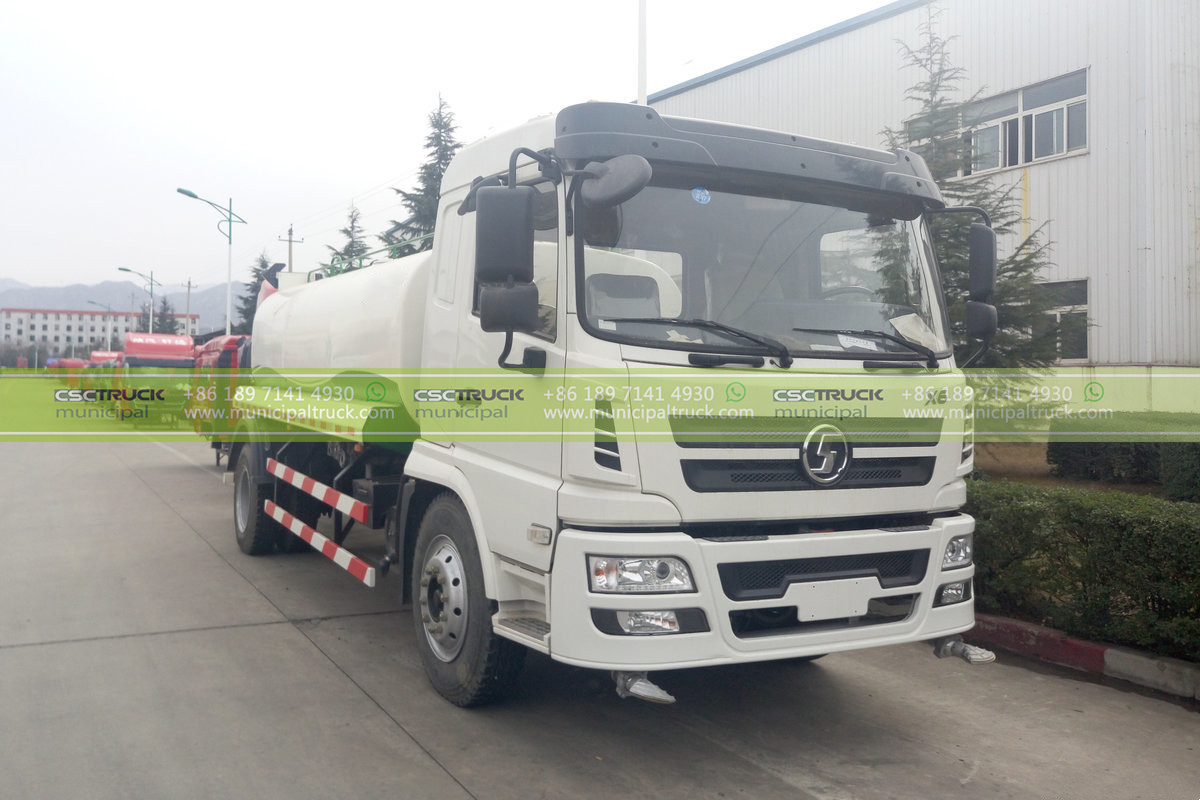 Shacman 10 Ton Greening Water Sprinkler Truck Right View Shacman 10 Ton Greening Water Sprinkler Truck Right View