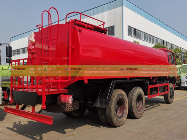 DONGFENG Milltary Water Sprinkler Truck Right