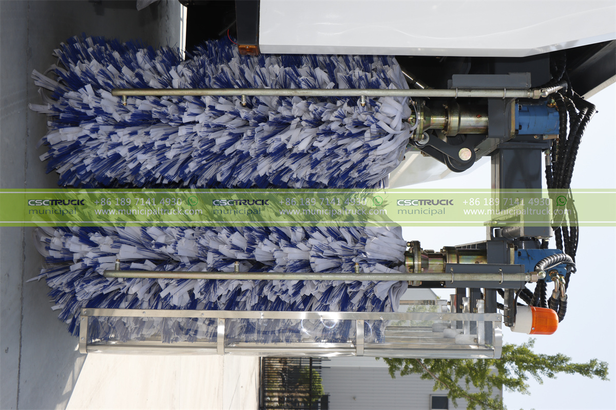 DONGFENG Road Fence Cleaner Truck Accesories DONGFENG Road Fence Cleaner Truck Accesories