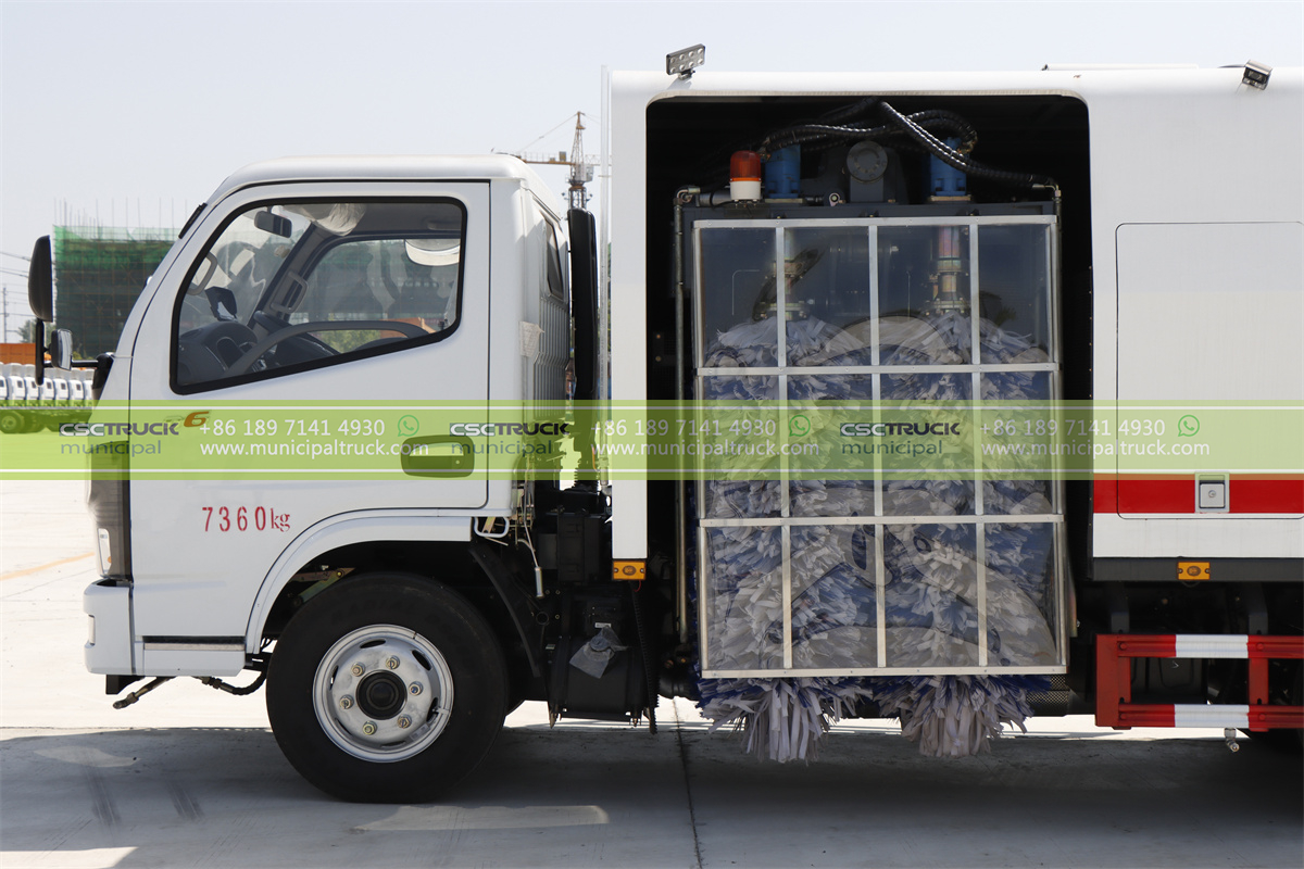 DONGFENG Road Fence Cleaner Truck Body DONGFENG Road Fence Cleaner Truck Body