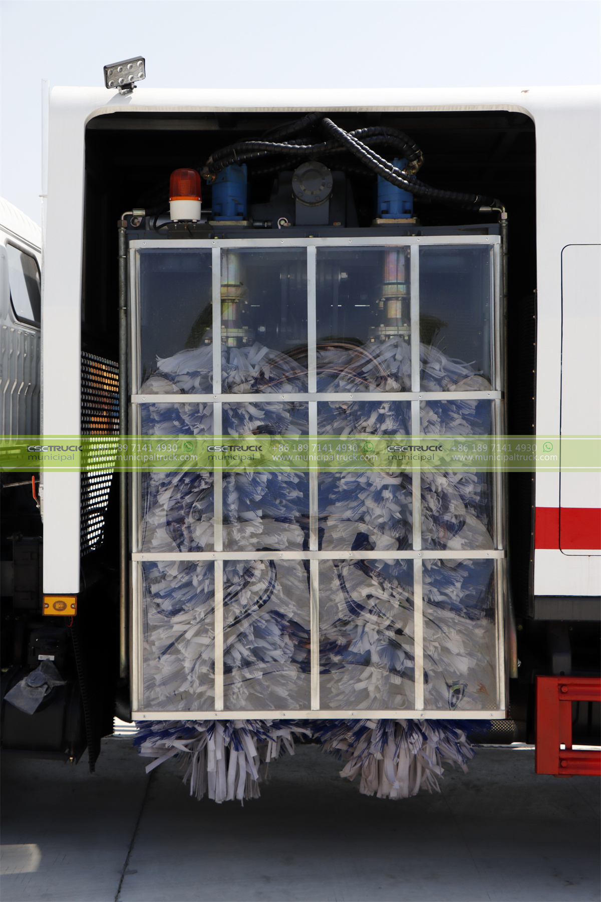 DONGFENG Road Fence Cleaner Truck Work DONGFENG Road Fence Cleaner Truck Work