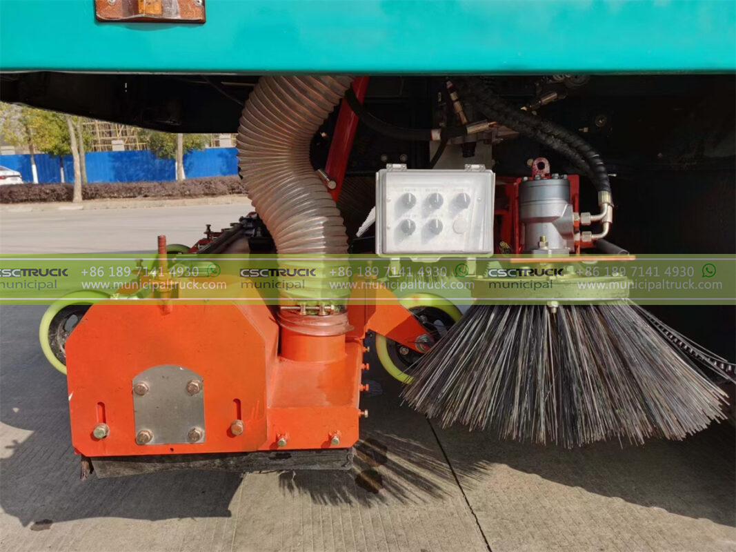 DONGFENG Vacuum Clean Sweeper Truck Accessories