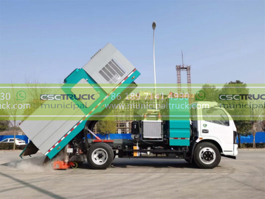 DONGFENG Vacuum Clean Sweeper Truck Working