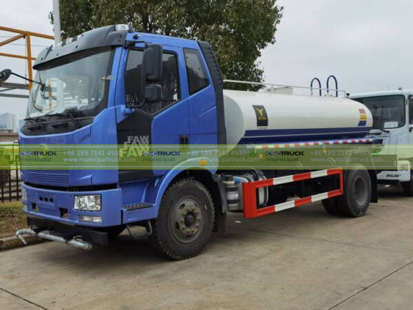 FAW 10,000L Water Tank Sprayer Side