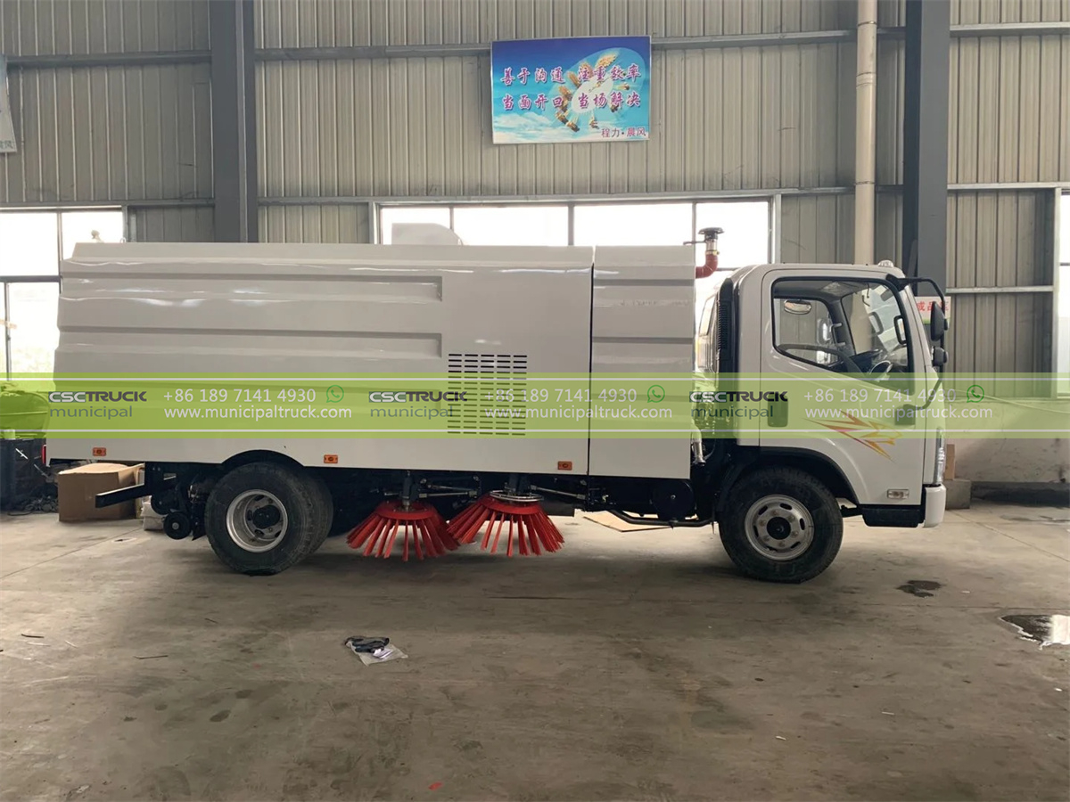 FAW 5CBM Street Sweeper Truck Container FAW 5CBM Street Sweeper Truck Container