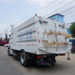 FAW Multifunctional Street Sweeper Truck Back