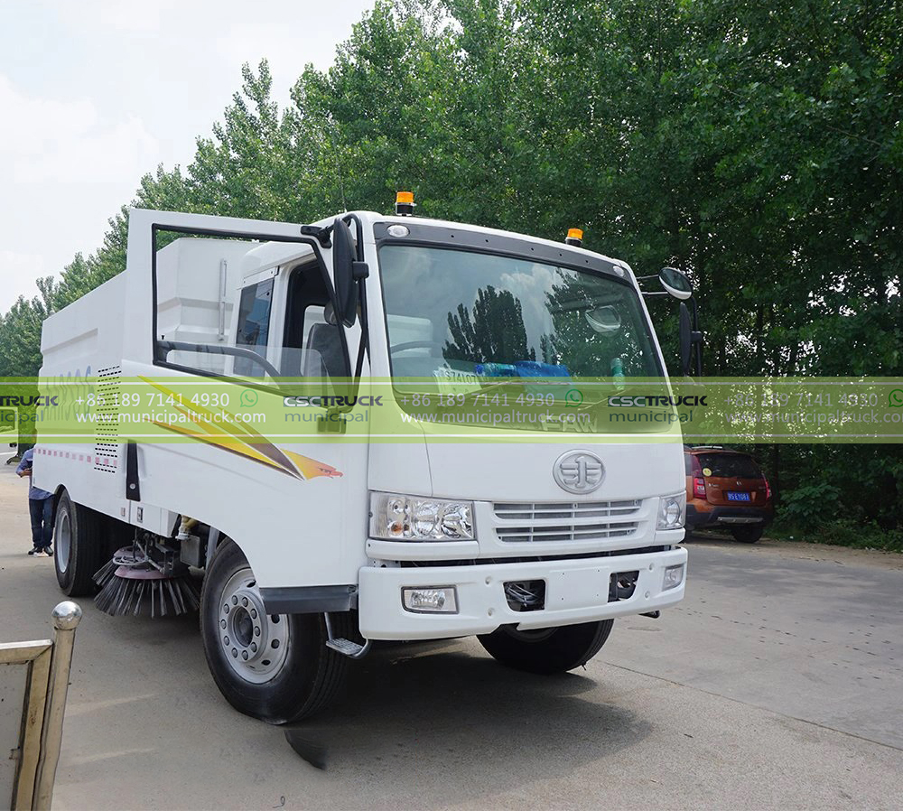 FAW Multifunctional Street Sweeper Truck Head FAW Multifunctional Street Sweeper Truck Head