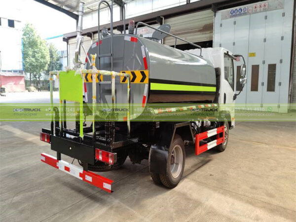 FAW Small Water Spray Lorry Left