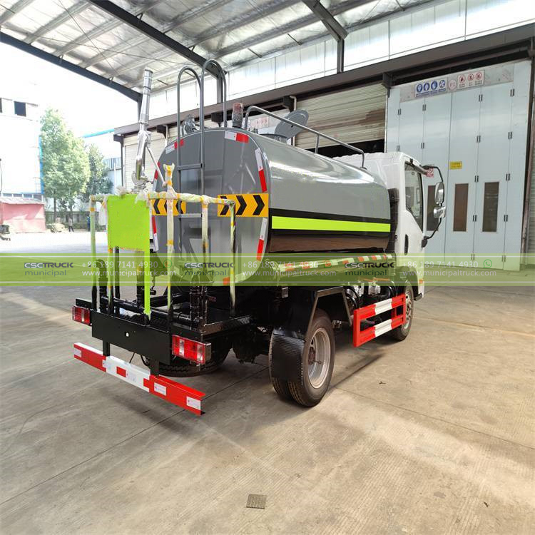 FAW Small Water Spray Lorry Left FAW Small Water Spray Lorry Left