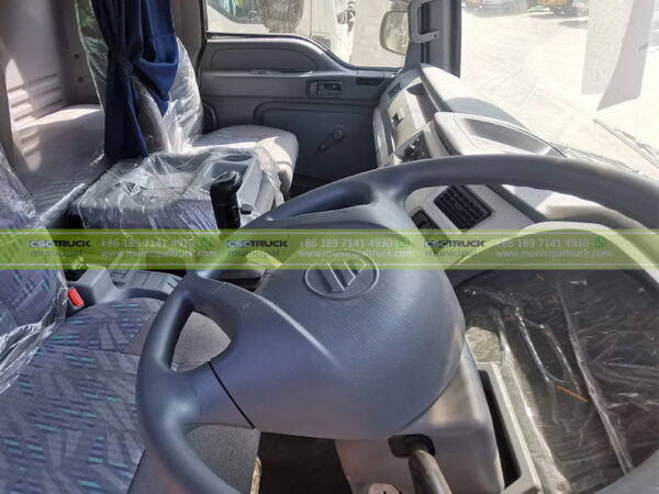FOTON 16 Ton Sludge Vacuum Suction Truck Dashboard