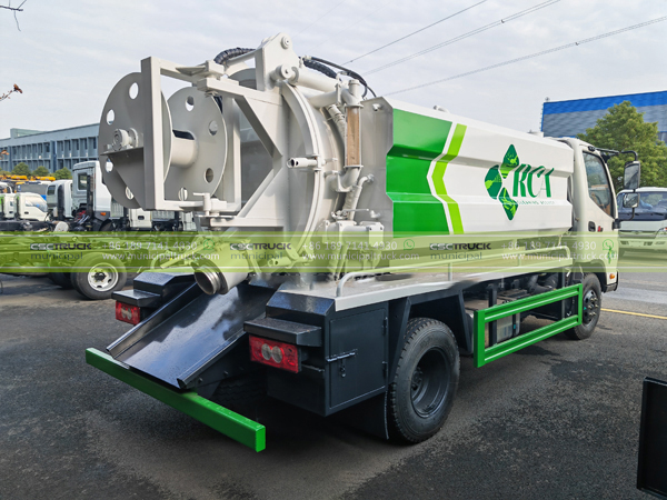 FOTON 6CBM Combo Sewer Jetter Truck Back