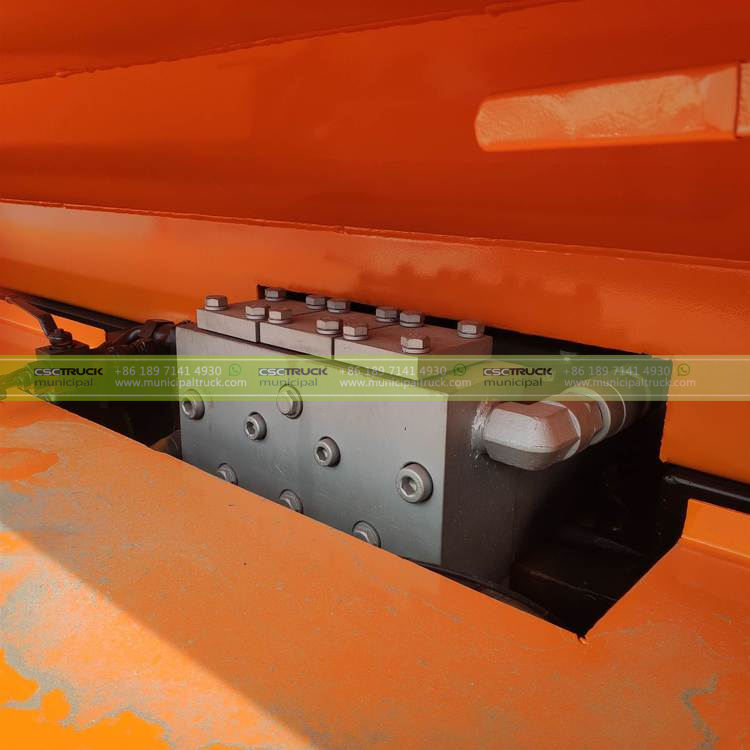 FOTON 8CBM Sewer Jetter Suction Truck Part FOTON 8CBM Sewer Jetter Suction Truck Part