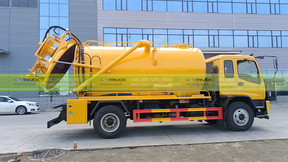 ISUZU 12,000L Combined Jet Vacuum Truck Container ISUZU 12,000L Combined Jet Vacuum Truck Container