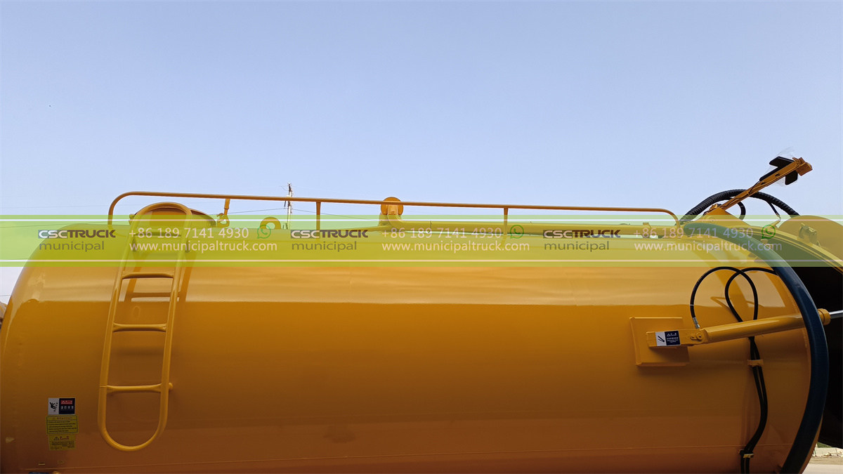 ISUZU 12,000L Combined Jet Vacuum Truck Tank ISUZU 12,000L Combined Jet Vacuum Truck Tank
