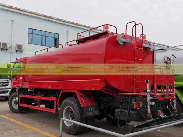 ISUZU 12,000L Water Tanker Bowser Back